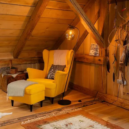 Estate Ana منزل ريفي بتوي